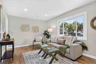 835 Lansing St, Aurora, CO 80010 - Photo 7