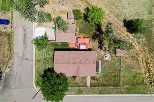 75 W Crawford Ave, Keenesburg, CO 80643 - Photo 25