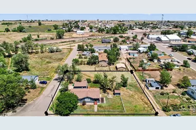 75 W Crawford Ave, Keenesburg, CO 80643 - Photo 23