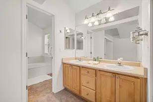 3677 Sunflower Cir, Longmont, CO 80503 - Photo 15