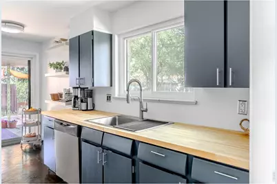 6067 Owens St, Arvada, CO 80004 - Photo 9