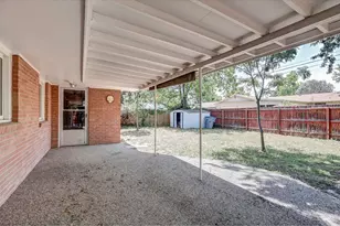 1827 Collyer St, Longmont, CO 80501 - Photo 29