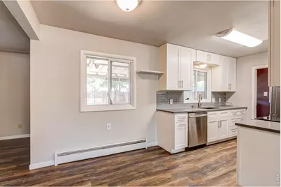 1827 Collyer St, Longmont, CO 80501 - Photo 9