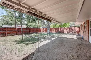 1827 Collyer St, Longmont, CO 80501 - Photo 35