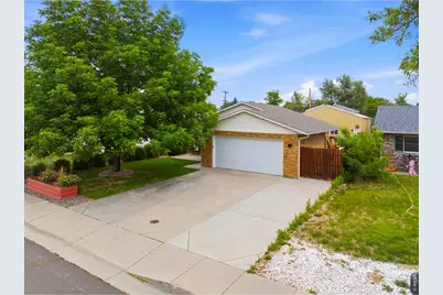 216 Chestnut St, Windsor, CO 80550 - Photo 3