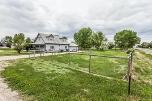 3621 Highland Dr, Fort Collins, CO 80524 - Photo 3