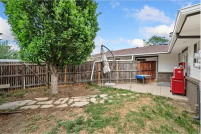 1903 Gay St, Longmont, CO 80501 - Photo 33