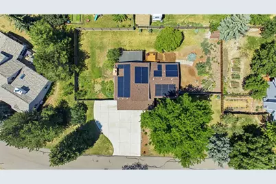 5217 Greenview Dr, Fort Collins, CO 80525 - Photo 3