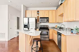 3033 Blake St, Denver, CO 80205 - Photo 11