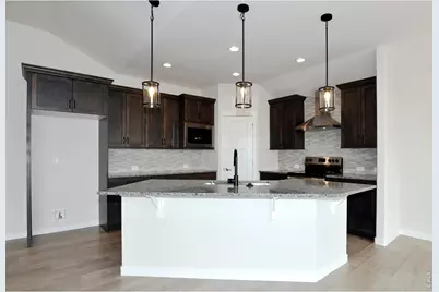 1189 Crown Sparrow St, Johnstown, CO 80534 - Photo 5