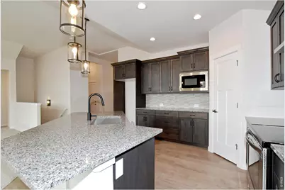 1189 Crown Sparrow St, Johnstown, CO 80534 - Photo 7
