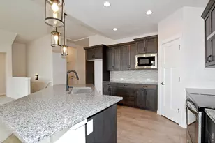 1189 Crown Sparrow St, Johnstown, CO 80534 - Photo 7