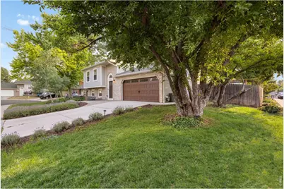 4113 Lost Creek Ct, Fort Collins, CO 80526 - Photo 3