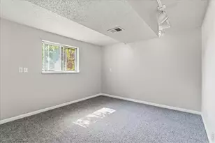 2125 26th Ave Ct, Greeley, CO 80634 - Photo 17