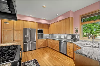 7542 Crestview Dr, Niwot, CO 80504 - Photo 9