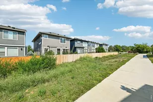 6896 Canosa St, Denver, CO 80221 - Photo 49