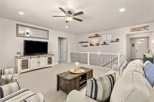 2176 Day Spring Dr, Windsor, CO 80550 - Photo 9