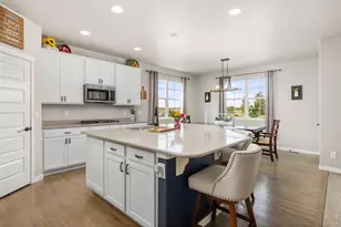 2176 Day Spring Dr, Windsor, CO 80550 - Photo 11