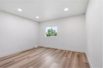 3800 W Eisenhower Blvd, Loveland, CO 80537 - Photo 11