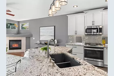 1702 Sicily Dr, Longmont, CO 80503 - Photo 9