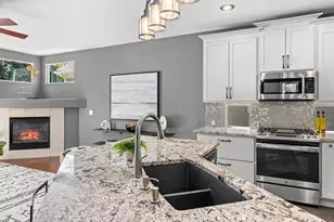 1702 Sicily Dr, Longmont, CO 80503 - Photo 9