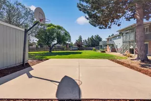 4608 Mountain View Ct, Loveland, CO 80537 - Photo 13