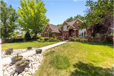 2412 Glen Haven Dr, Loveland, CO 80538 - Photo 3