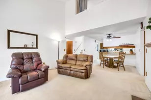 512 Locust Grove Dr, Fort Collins, CO 80521 - Photo 9