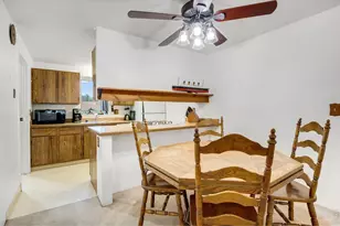 512 Locust Grove Dr, Fort Collins, CO 80521 - Photo 11