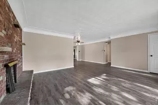 2105 51st Ave, Greeley, CO 80634 - Photo 9