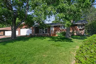 2105 51st Ave, Greeley, CO 80634 - Photo 5