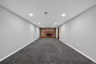 2105 51st Ave, Greeley, CO 80634 - Photo 43