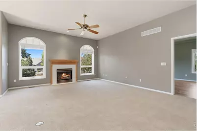 8493 Castaway Dr, Windsor, CO 80528 - Photo 9