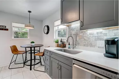 525 W 9th St, Loveland, CO 80537 - Photo 11