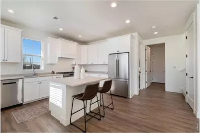 5148 Stonewall St, Loveland, CO 80538 - Photo 9