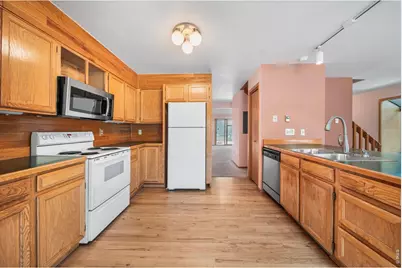 1029 Driftwood Dr, Fort Collins, CO 80525 - Photo 9