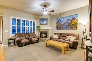 634 Del Carmen Dr, Fort Collins, CO 80524 - Photo 17
