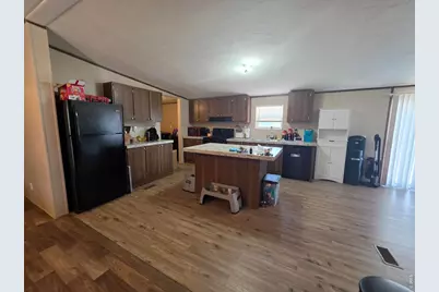 209 Larch Dr, Log Lane Village, CO 80705 - Photo 3