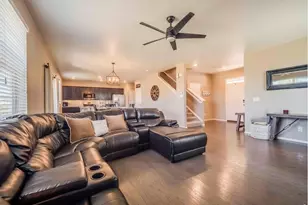 914 Charlton Dr, Windsor, CO 80550 - Photo 1