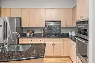 6 S Monroe St, Denver, CO 80209 - Photo 11