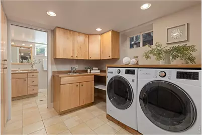 2257 Ivanhoe St, Denver, CO 80207 - Photo 23