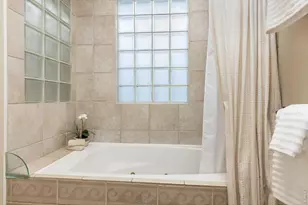 2257 Ivanhoe St, Denver, CO 80207 - Photo 11