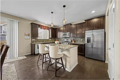 6049 Lynx Creek Cir, Erie, CO 80516 - Photo 7