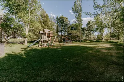 6220 Chokecherry Dr, Loveland, CO 80537 - Photo 9