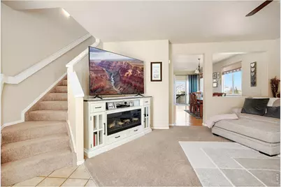 7592 Triangle Dr, Fort Collins, CO 80525 - Photo 5