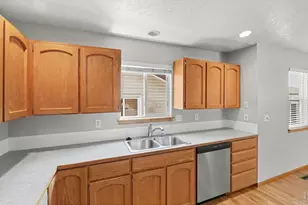 585 Radiant Dr, Loveland, CO 80538 - Photo 7