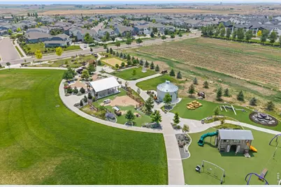 2119 Setting Sun Dr, Windsor, CO 80550 - Photo 49