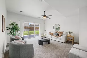 533 E 28th St Dr, Greeley, CO 80631 - Photo 3