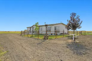 1902 Co Rd 63, Keenesburg, CO 80643 - Photo 27