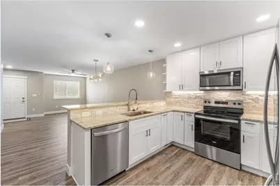 1679 Valency Dr, Loveland, CO 80537 - Photo 5